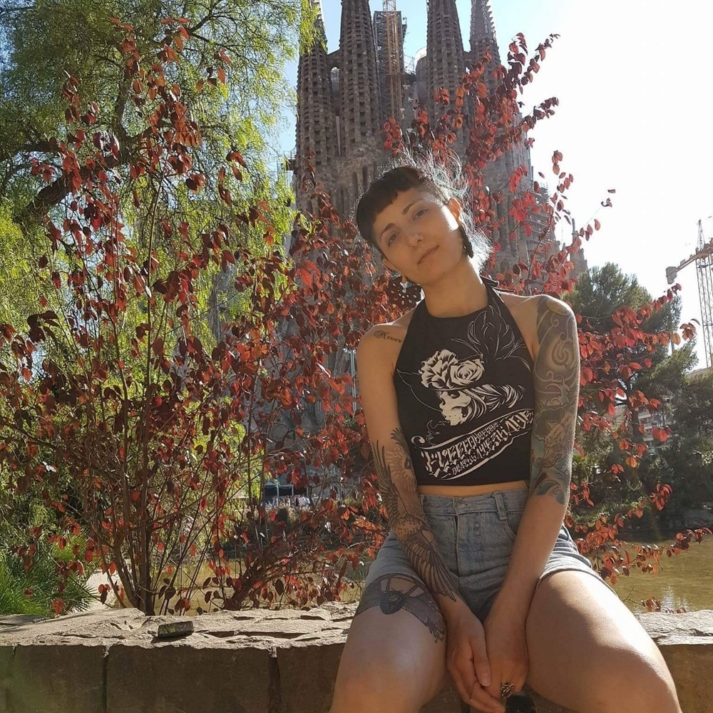 Meet your Posher, Layla